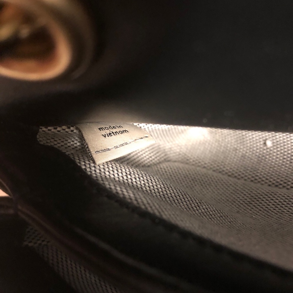 Coach Black Quilted Leather Shoulder Bag with Gold C and Chain Strap - Picture 9 of 13